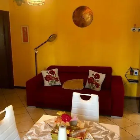 Casa Giulia - *